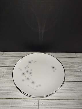 Royal Doulton Set of 4 Thistledown Vintage Mid Century Modern Dinner Plates